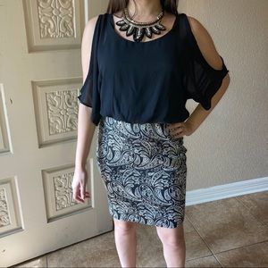 Party black dress with detachable necklace